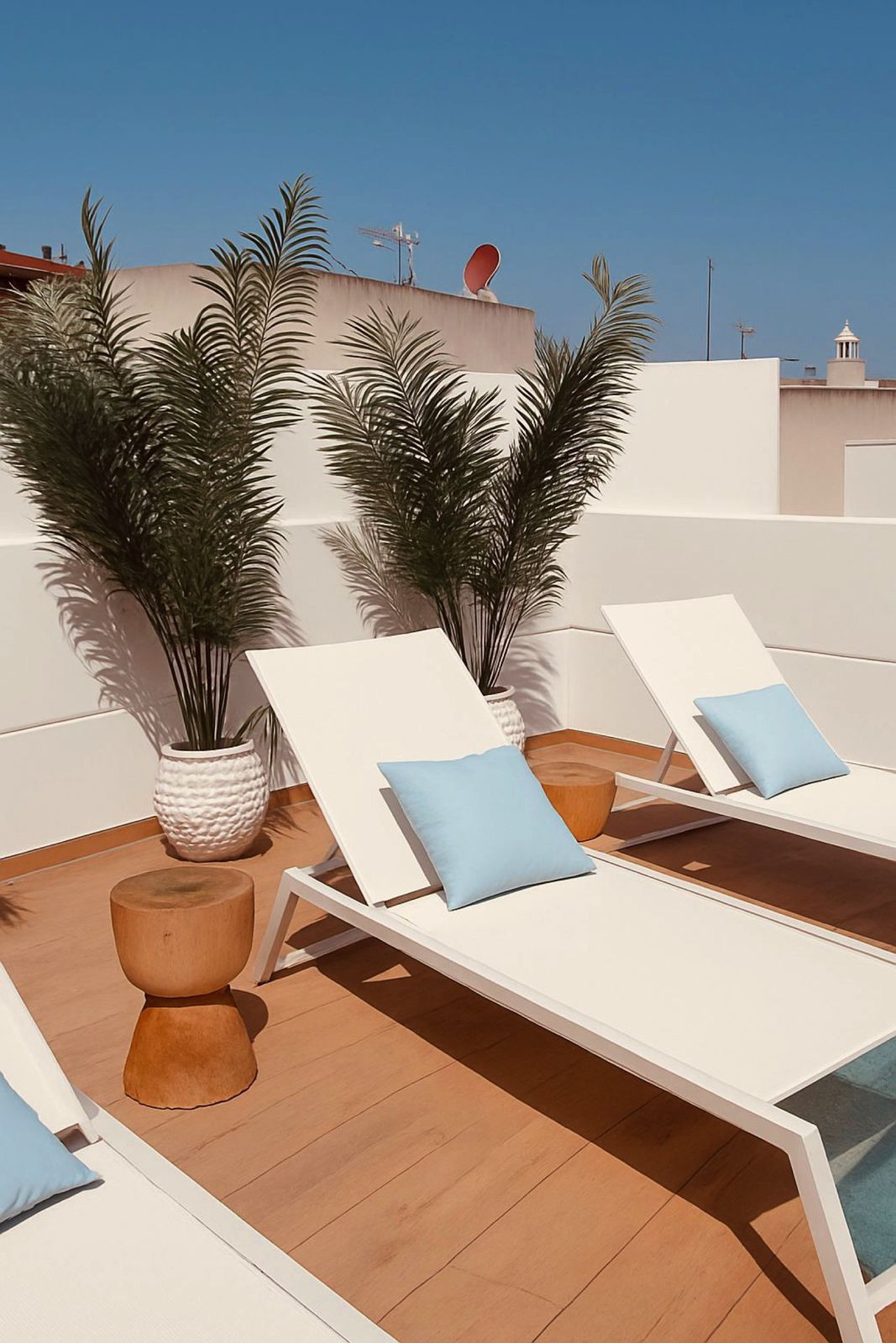 2 Bed Apartment for sale in Estepona Costa Del Sol, Málaga, Spain