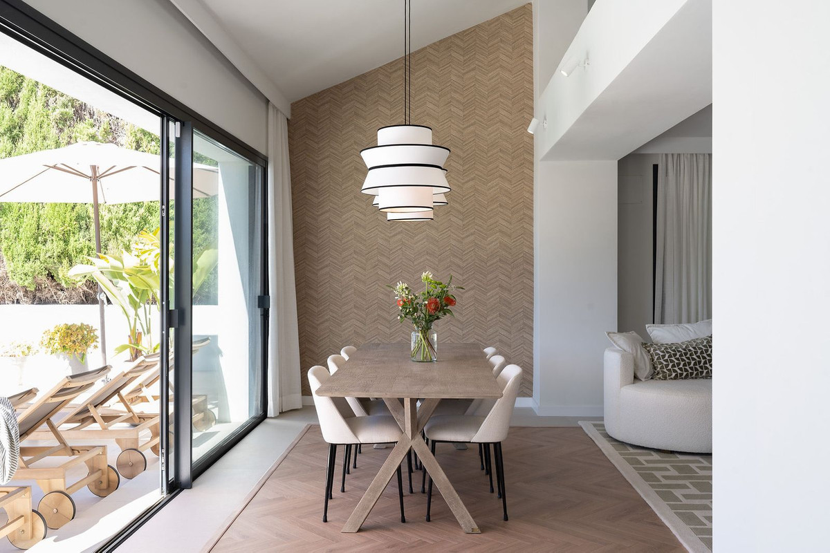 4 Bed Townhouse for sale in Nueva Andalucía Costa Del Sol, Málaga, Spain