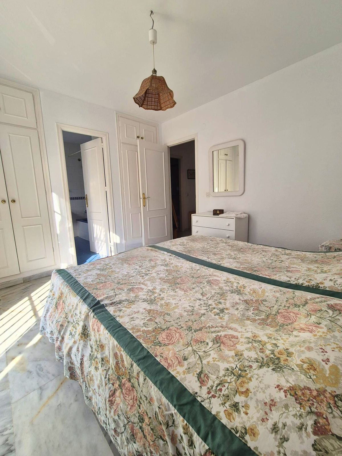 Se vende Adosada de 5 dormitorios en Costa Del Sol, Málaga, España