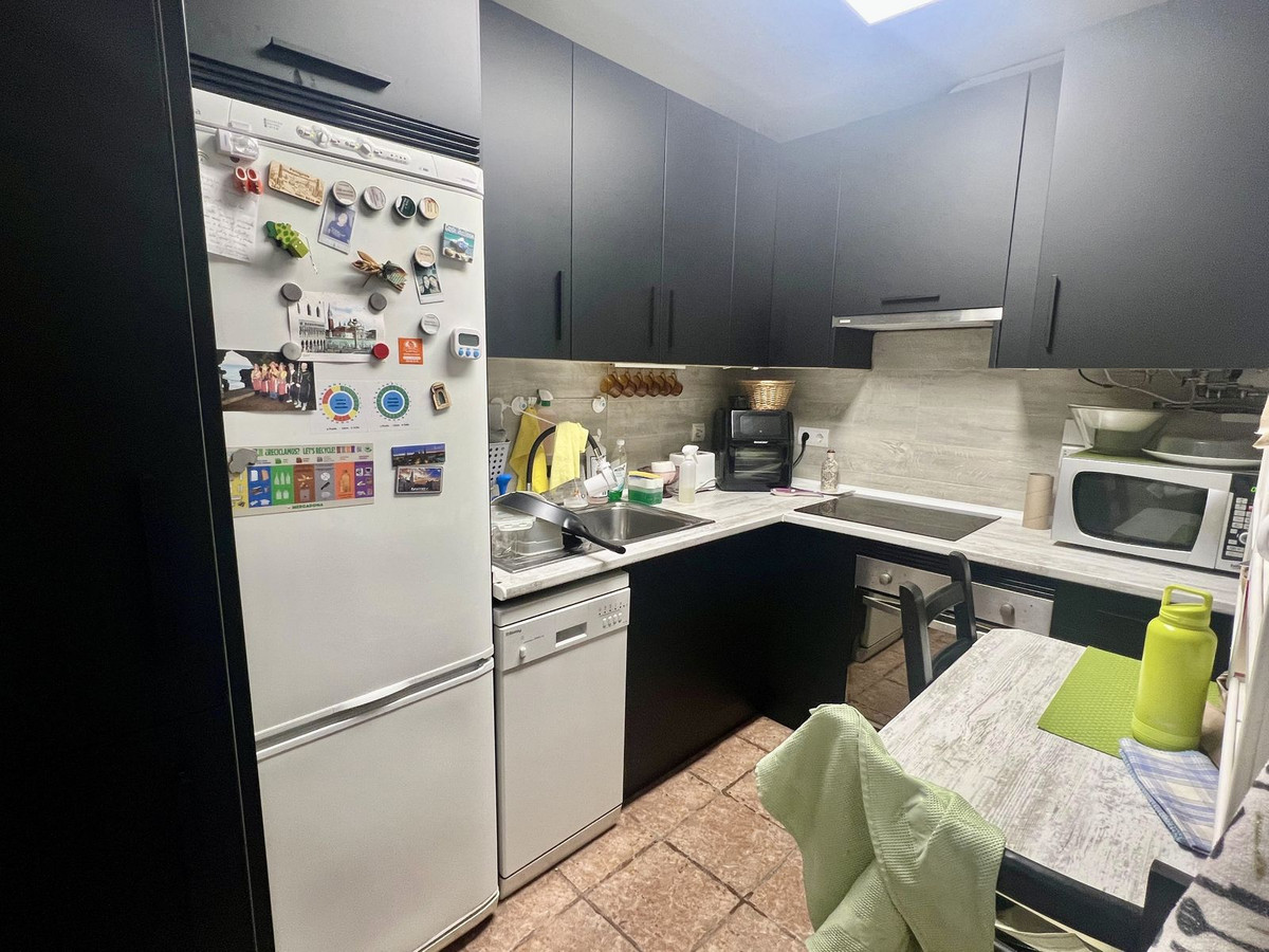 Se vende Apartamento Planta Media de 3 dormitorios en Costa Del Sol, Málaga, España