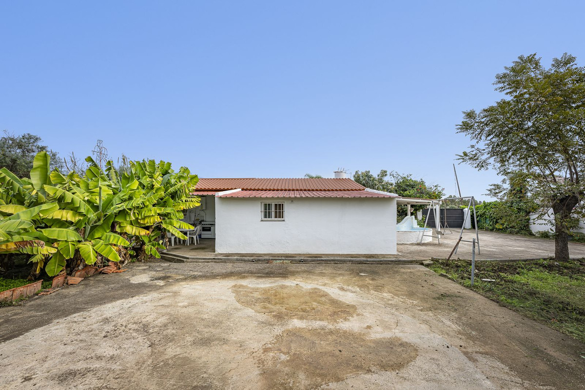 Plots for sale in San Pedro De Alcántara Costa Del Sol, Málaga, Spain