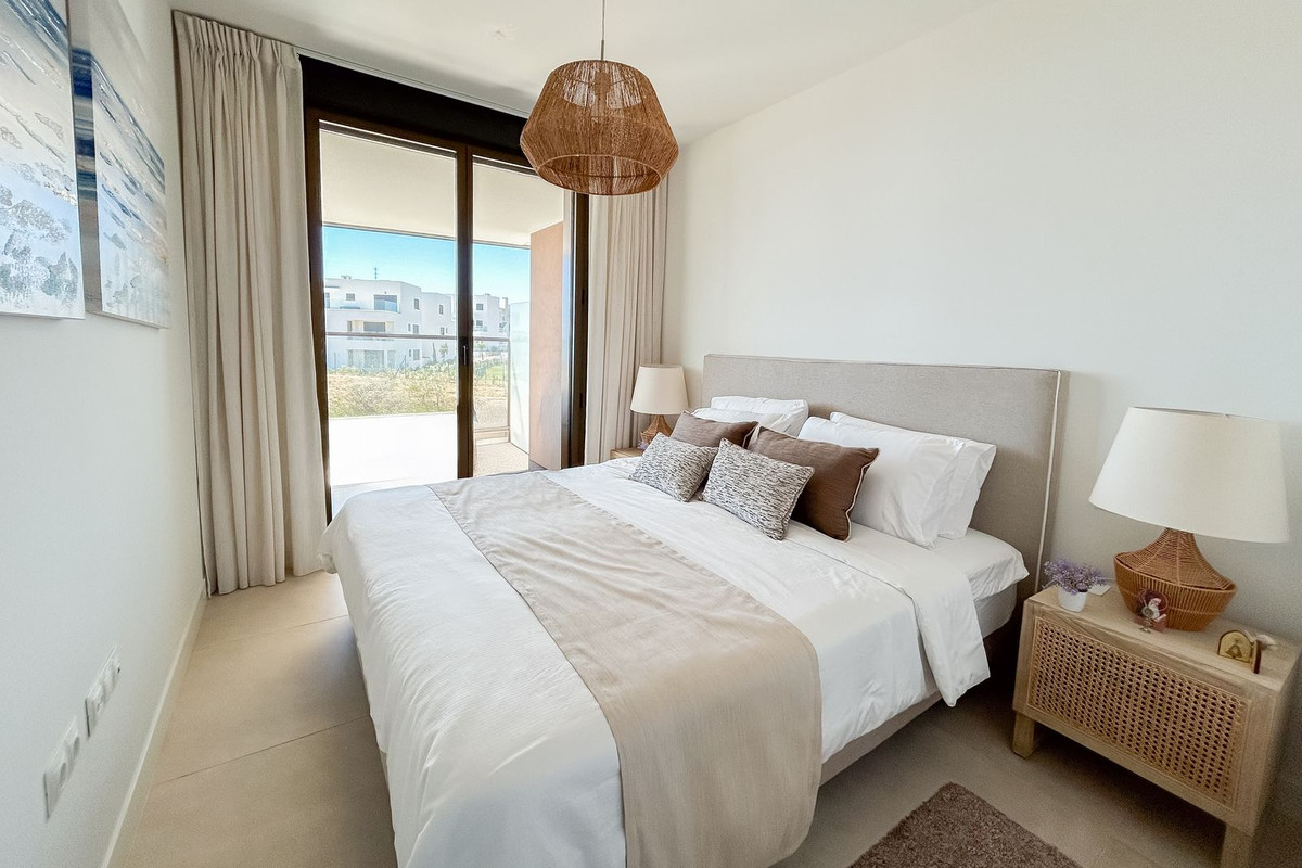 Se vende Apartamento Planta Media de 2 dormitorios en Costa Del Sol, Málaga, España