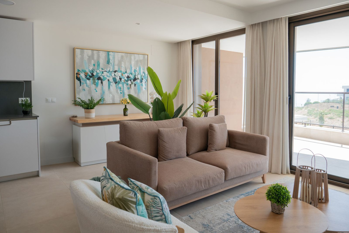 Se vende Apartamento Planta Media de 2 dormitorios en Costa Del Sol, Málaga, España