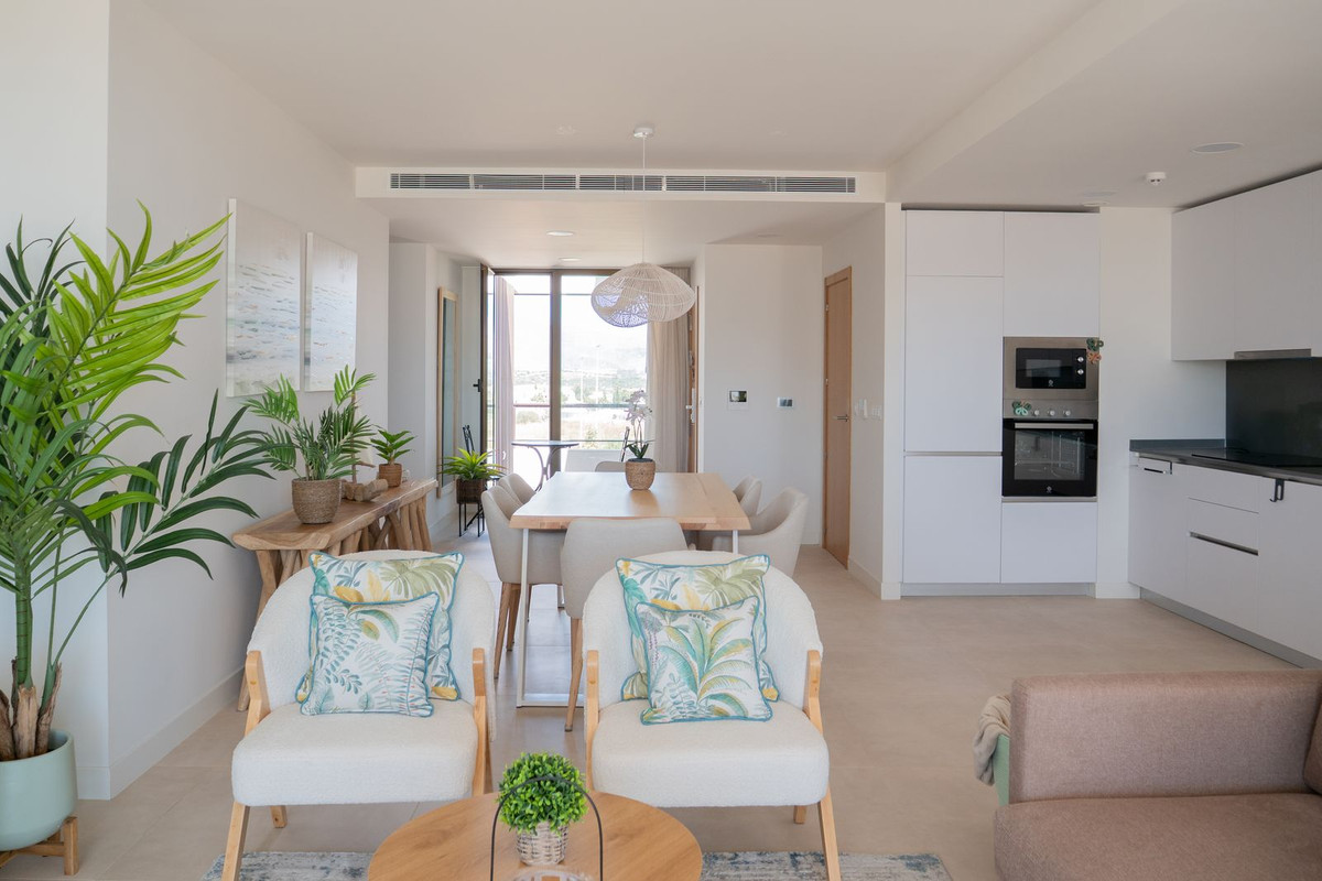 Se vende Apartamento Planta Media de 2 dormitorios en Costa Del Sol, Málaga, España