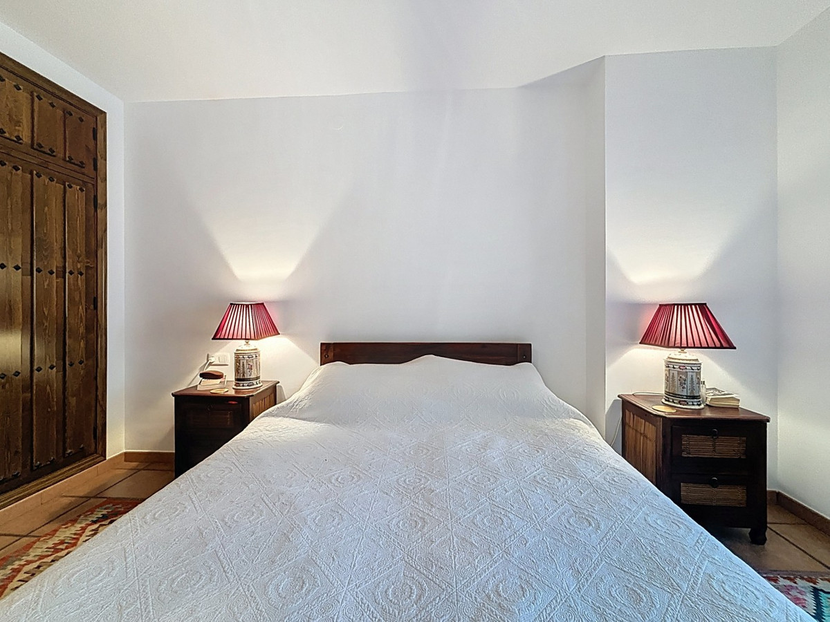 Se vende Villa - Chalet de 3 dormitorios en Costa Del Sol East, Málaga, España