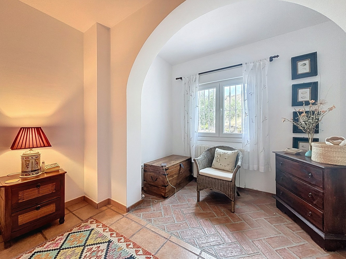 Se vende Villa - Chalet de 3 dormitorios en Costa Del Sol East, Málaga, España