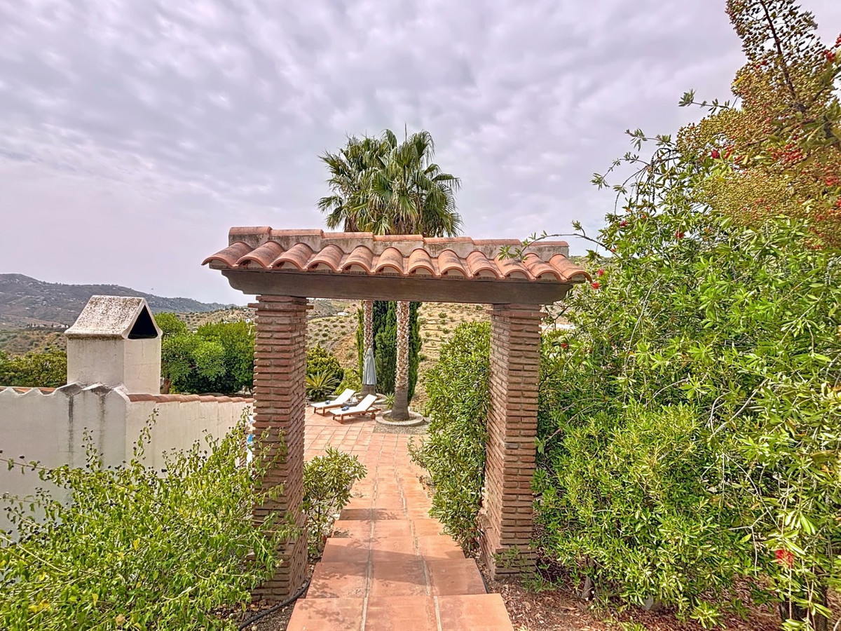 Se vende Villa - Chalet de 3 dormitorios en Costa Del Sol East, Málaga, España