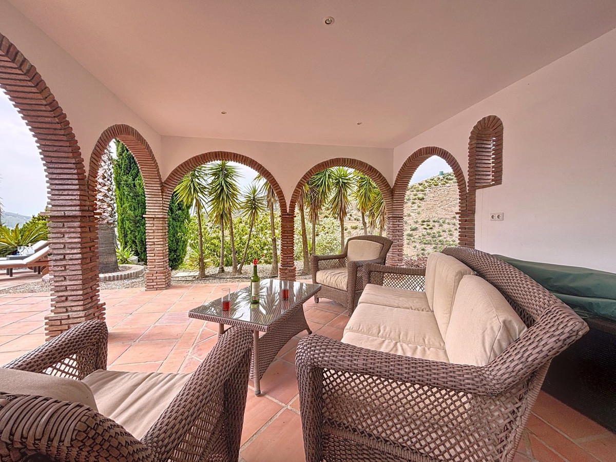Se vende Villa - Chalet de 3 dormitorios en Costa Del Sol East, Málaga, España
