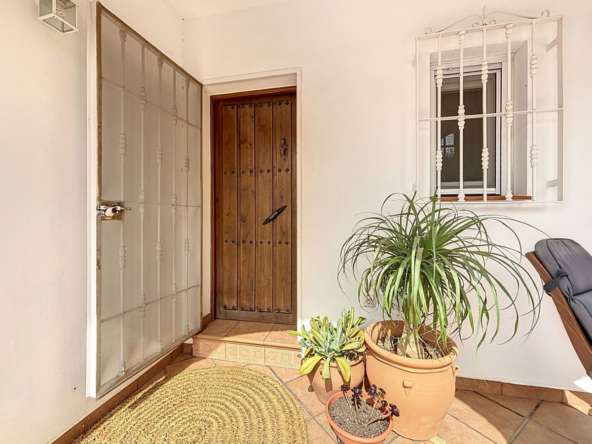Se vende Villa - Chalet de 3 dormitorios en Costa Del Sol East, Málaga, España