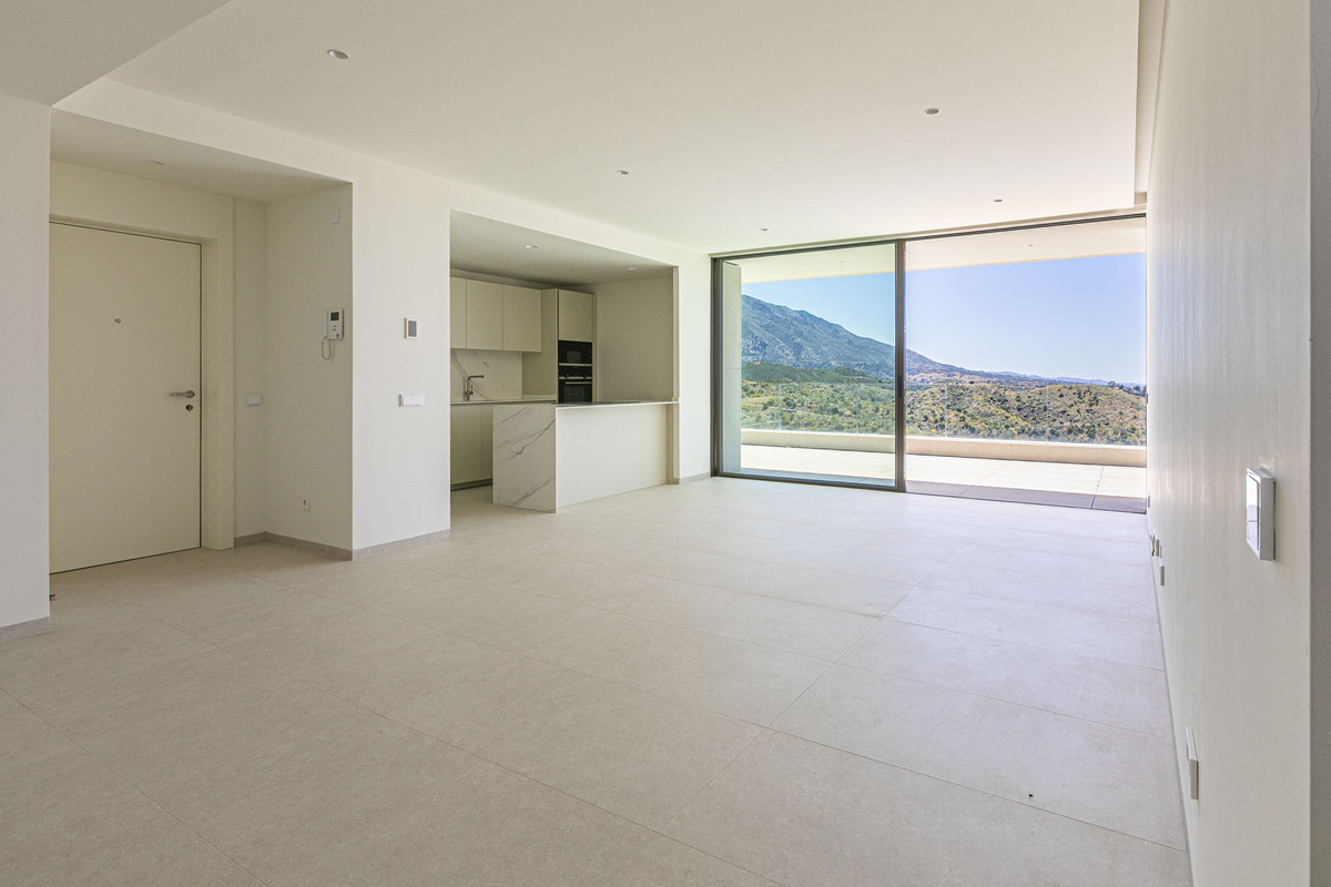 3 Bed Apartment for sale in Benahavís Costa Del Sol, Málaga, Spain