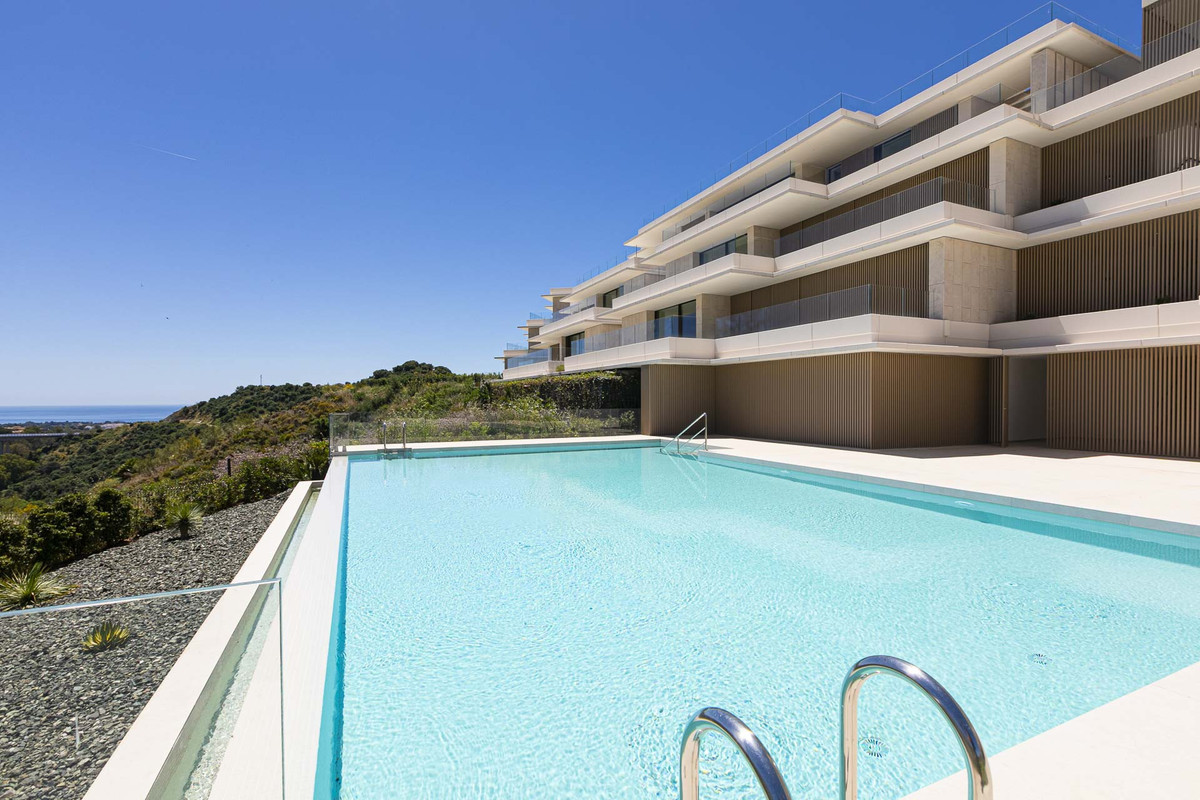 3 Bed Apartment for sale in Benahavís Costa Del Sol, Málaga, Spain