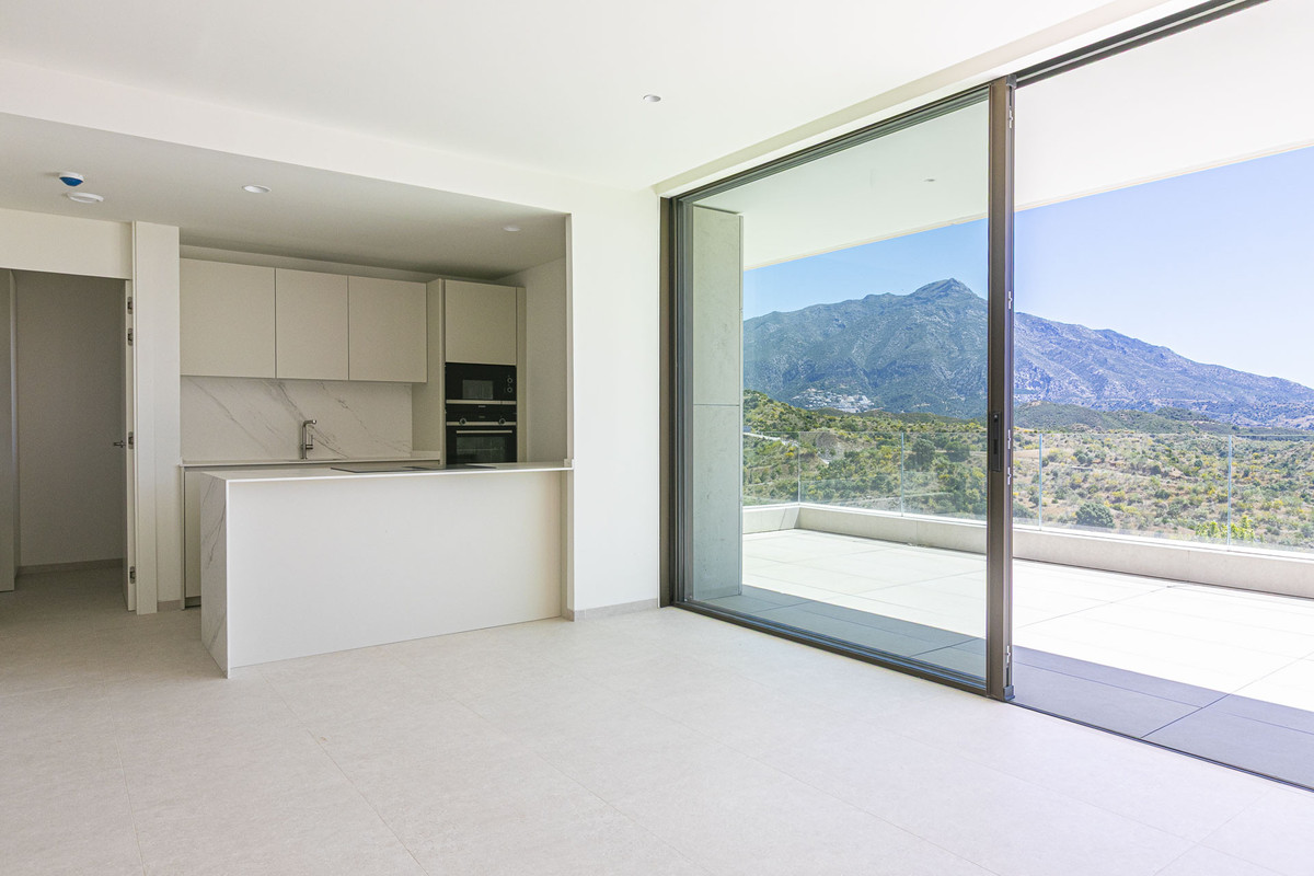 3 Bed Apartment for sale in Benahavís Costa Del Sol, Málaga, Spain