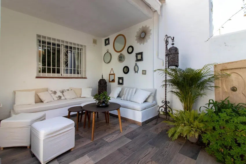 4 Bed Apartment for sale in Nueva Andalucía Costa Del Sol, Málaga, Spain