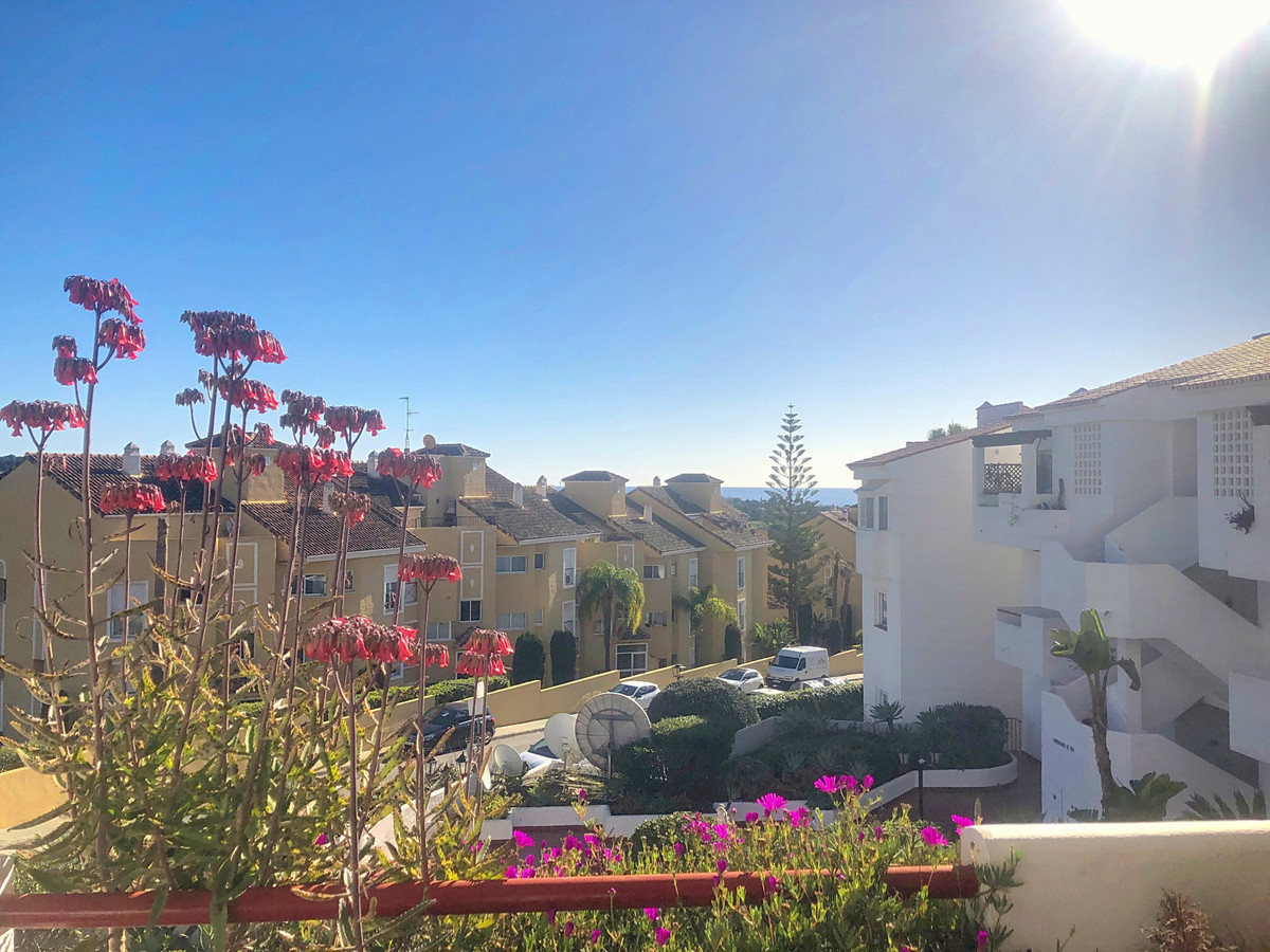 2 Bed Apartment for sale in Bel Air Costa Del Sol, Málaga, Spain