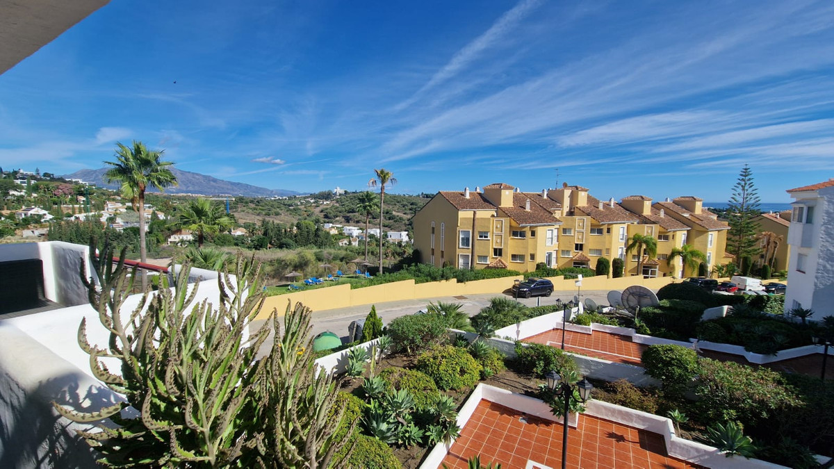 2 Bed Apartment for sale in Bel Air Costa Del Sol, Málaga, Spain