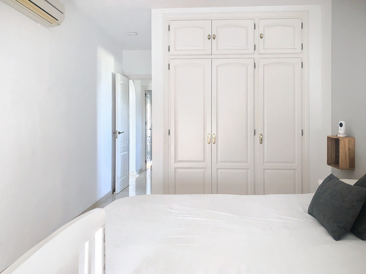 2 Bed Apartment for sale in Bel Air Costa Del Sol, Málaga, Spain