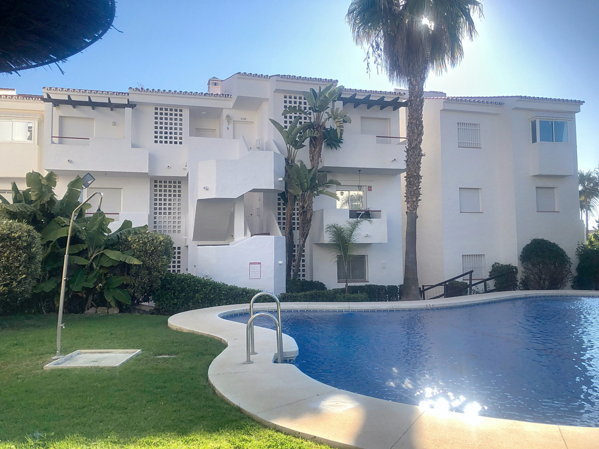 2 Bed Apartment for sale in Bel Air Costa Del Sol, Málaga, Spain