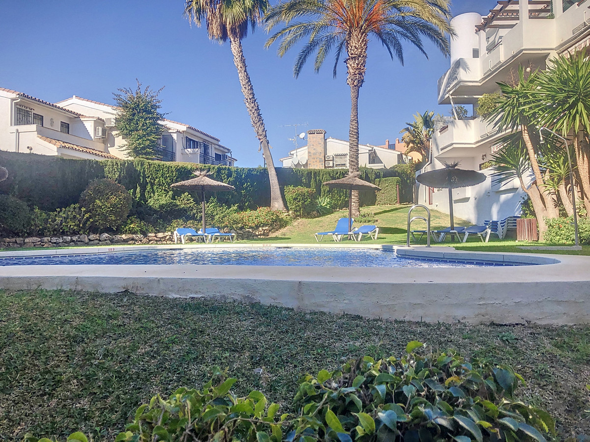 2 Bed Apartment for sale in Bel Air Costa Del Sol, Málaga, Spain