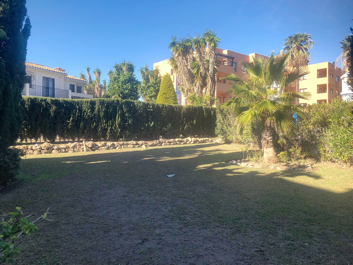2 Bed Apartment for sale in Bel Air Costa Del Sol, Málaga, Spain