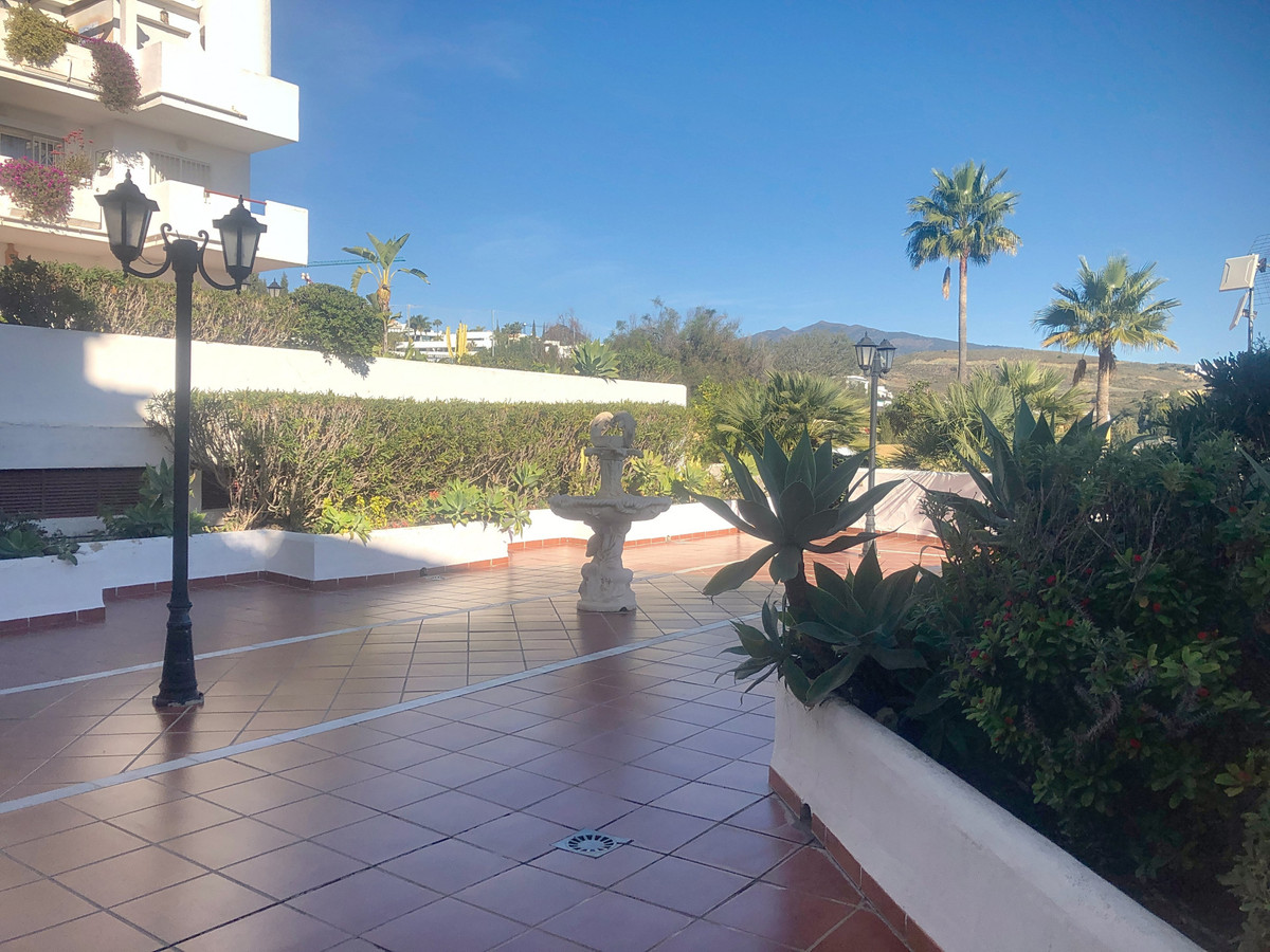 2 Bed Apartment for sale in Bel Air Costa Del Sol, Málaga, Spain