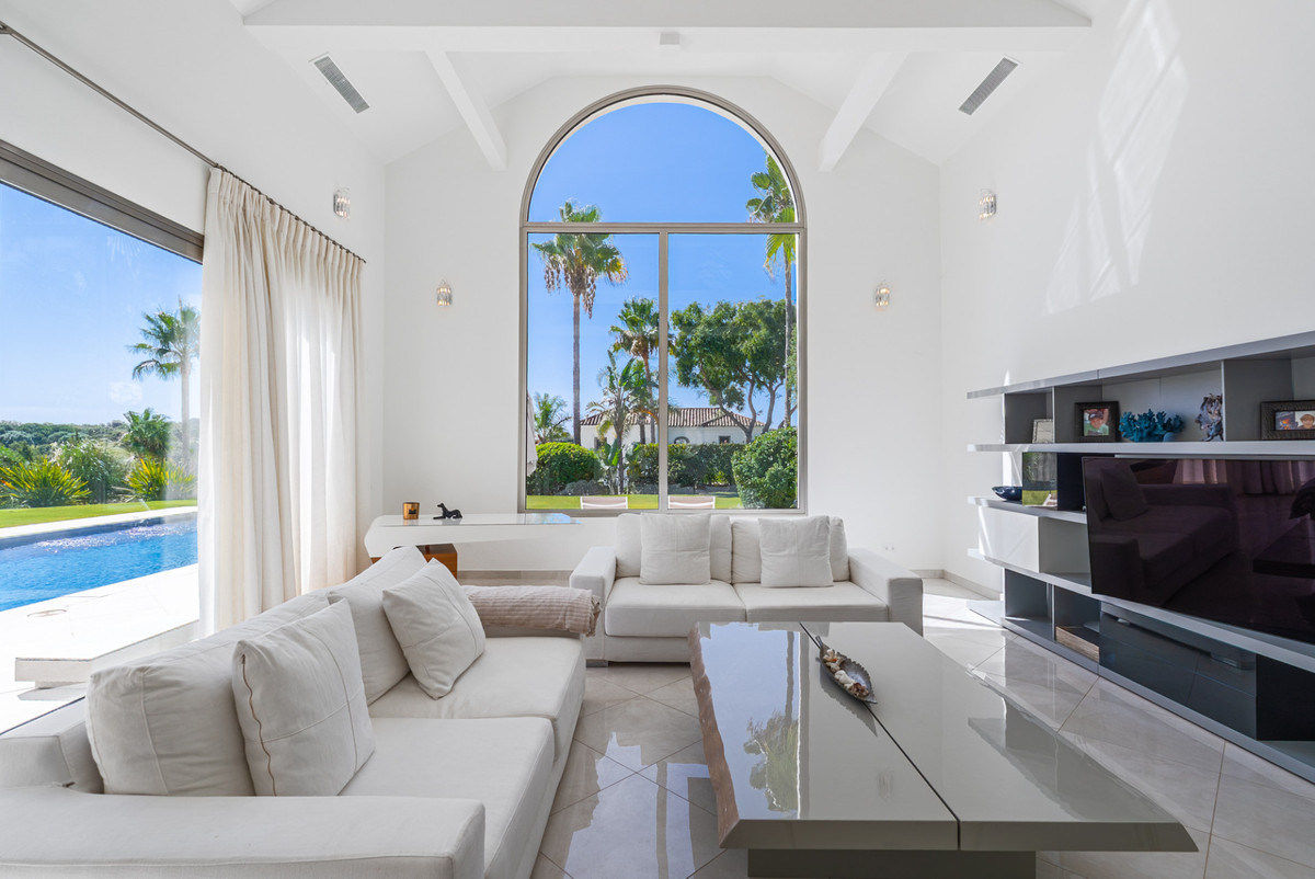5 Bed Townhouse for sale in San Roque Club Costa Del Sol, Cádiz, Spain