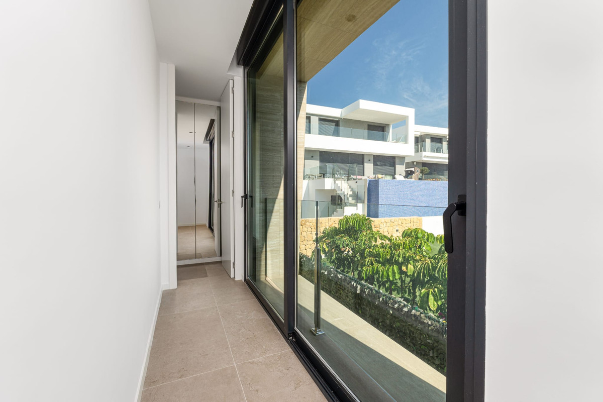 4 Bed Townhouse for sale in Finestrat Costa Blanca, Alicante, Spain