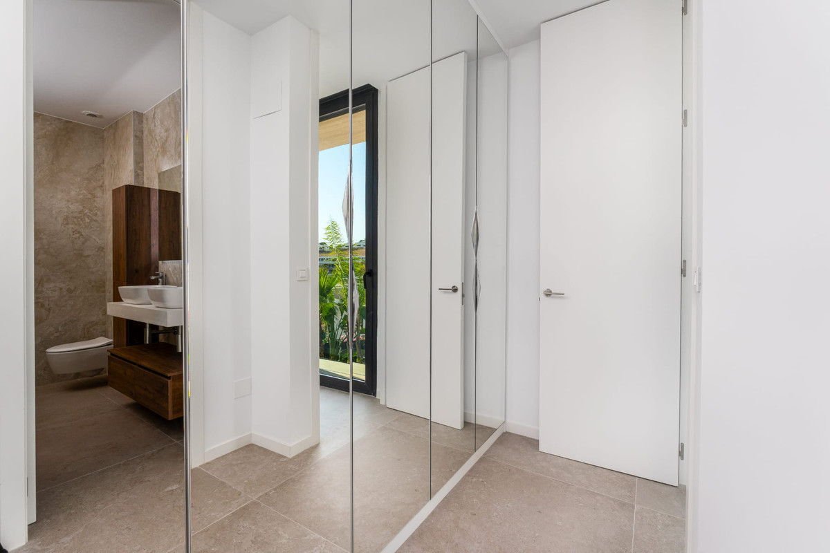 4 Bed Townhouse for sale in Finestrat Costa Blanca, Alicante, Spain