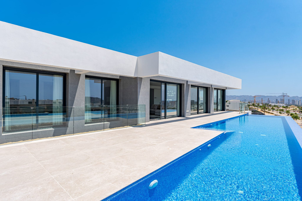 4 Bed Townhouse for sale in Finestrat Costa Blanca, Alicante, Spain