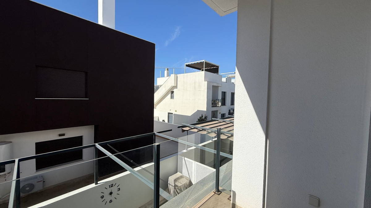 Se vende Ático de 2 dormitorios en Costa Blanca, Alicante, España