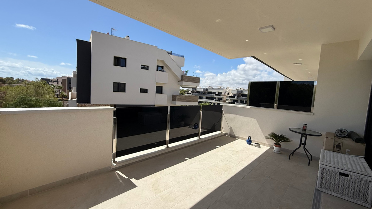 Se vende Apartamento Planta Media de 2 dormitorios en Costa Blanca, Alicante, España