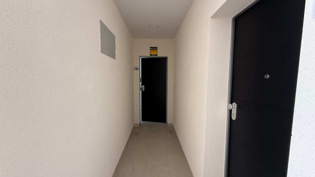 Se vende Apartamento Planta Media de 2 dormitorios en Costa Blanca, Alicante, España
