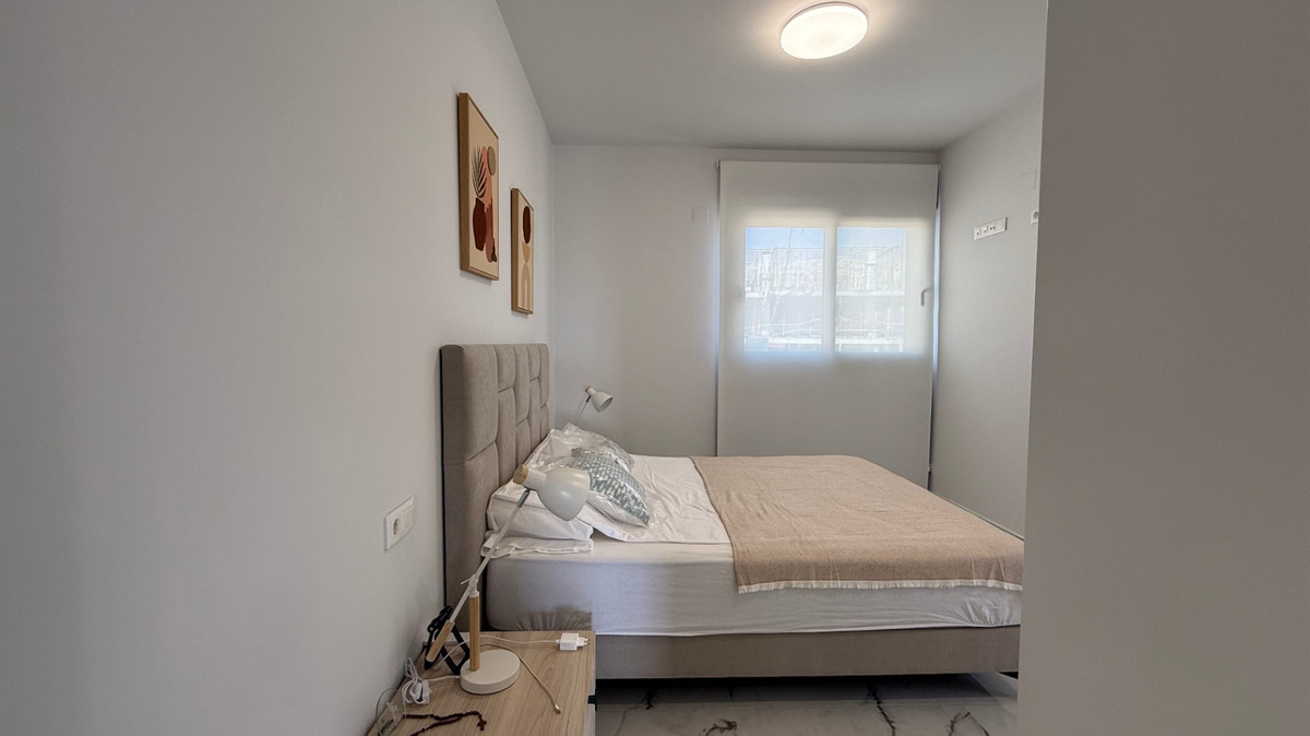 Se vende Apartamento Planta Media de 2 dormitorios en Costa Blanca, Alicante, España
