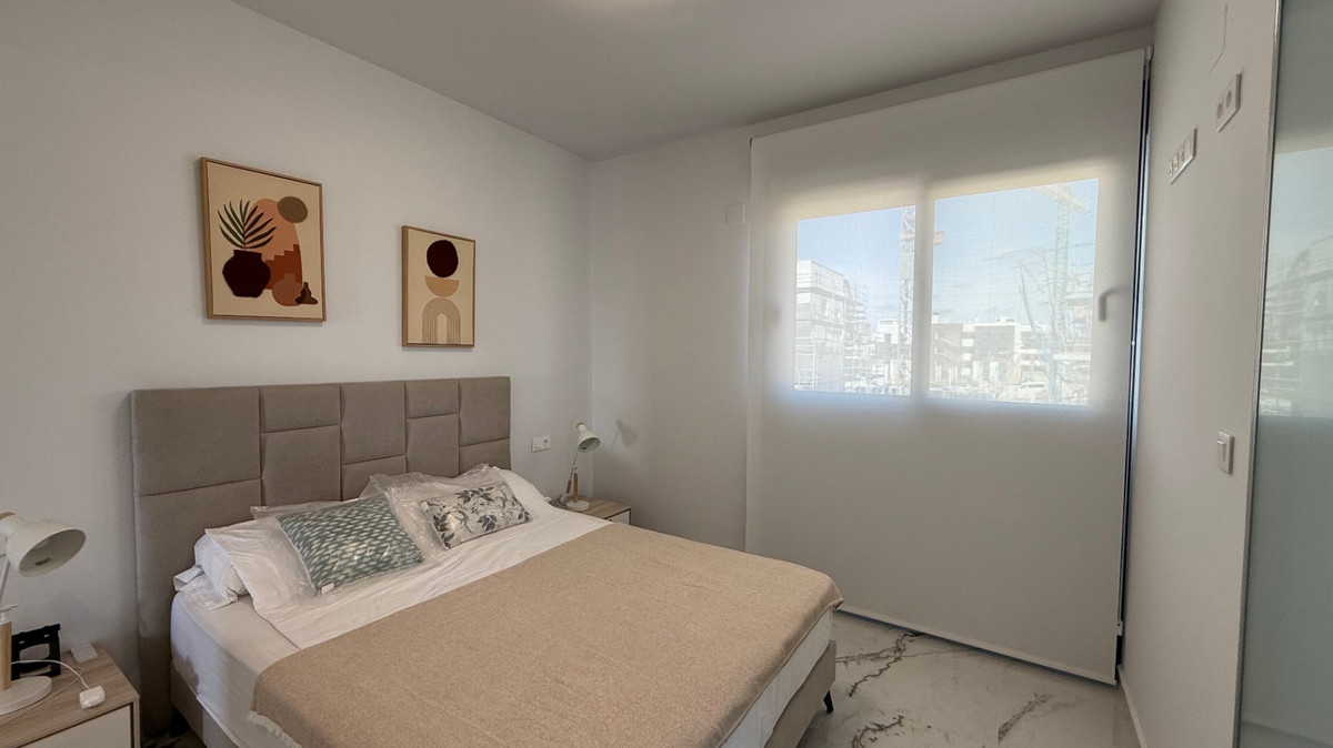Se vende Apartamento Planta Media de 2 dormitorios en Costa Blanca, Alicante, España