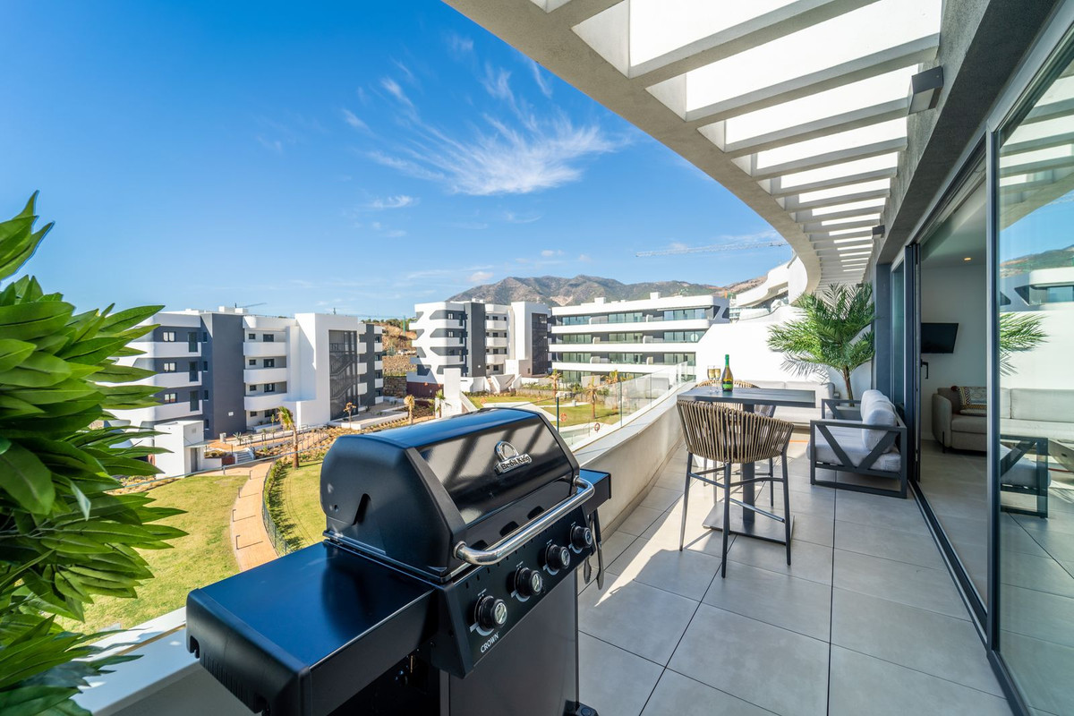 4 Bed Apartment for sale in Higueron Costa Del Sol, Málaga, Spain