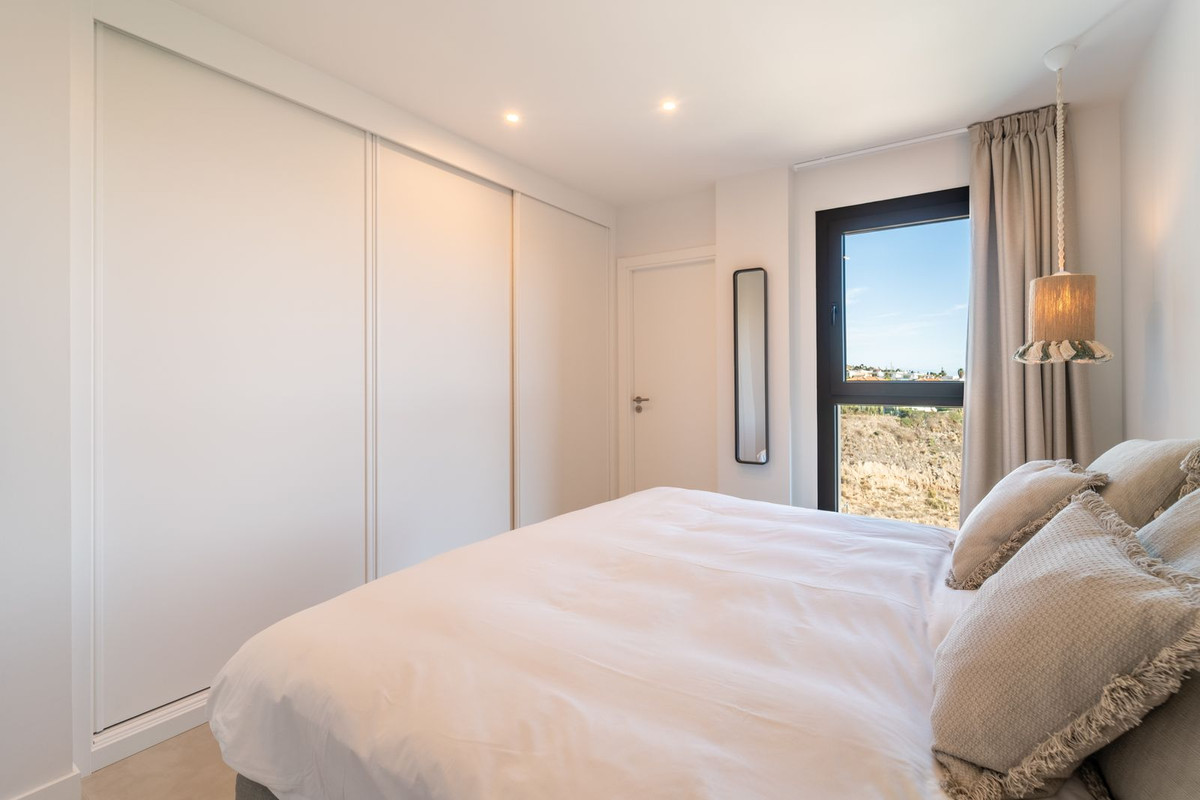 4 Bed Apartment for sale in Higueron Costa Del Sol, Málaga, Spain