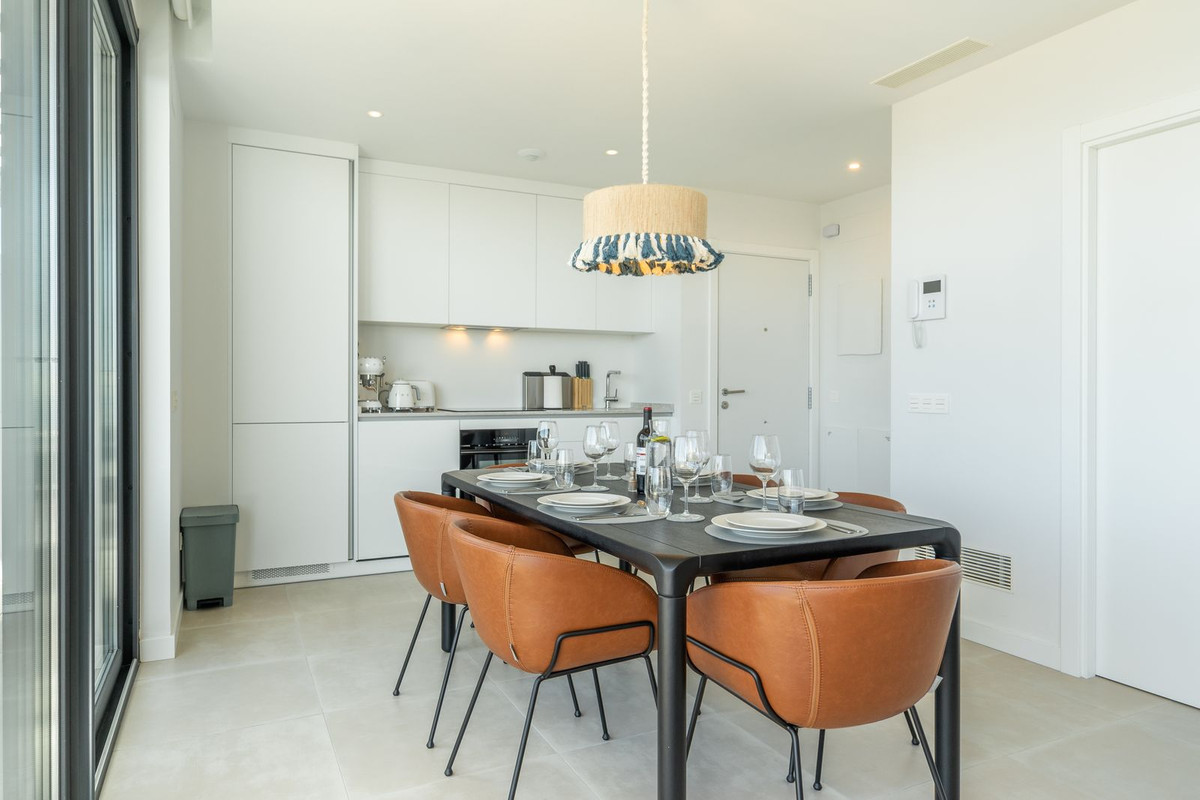 4 Bed Apartment for sale in Higueron Costa Del Sol, Málaga, Spain