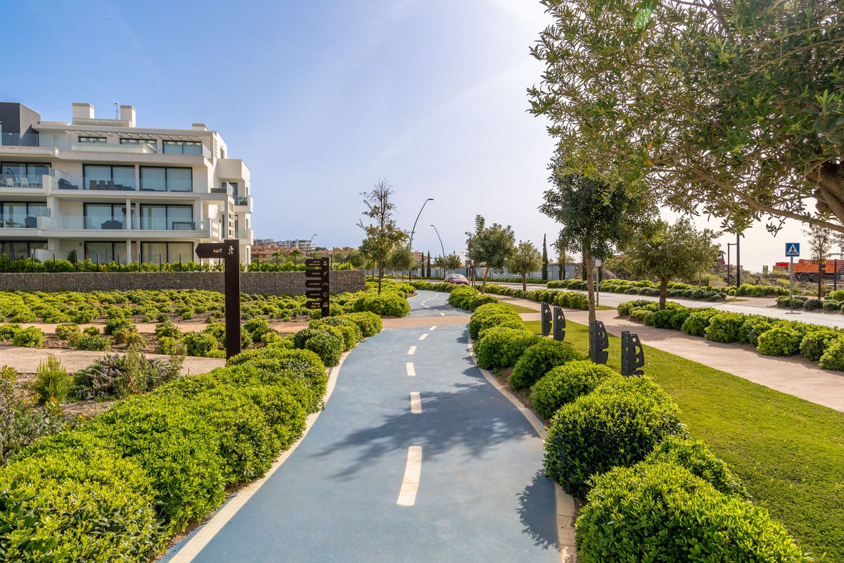 4 Bed Apartment for sale in Higueron Costa Del Sol, Málaga, Spain