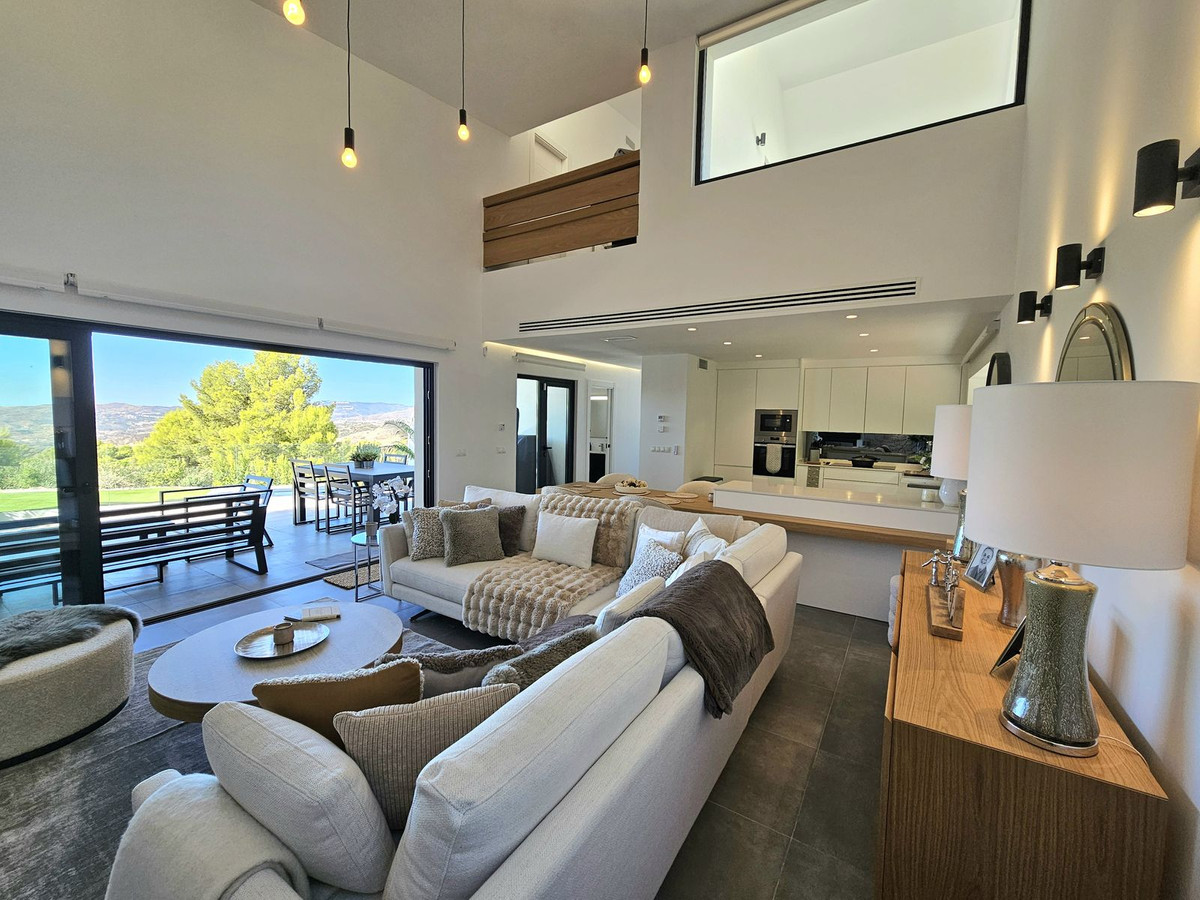 3 Bed Townhouse for sale in Mijas Costa Del Sol, Málaga, Spain