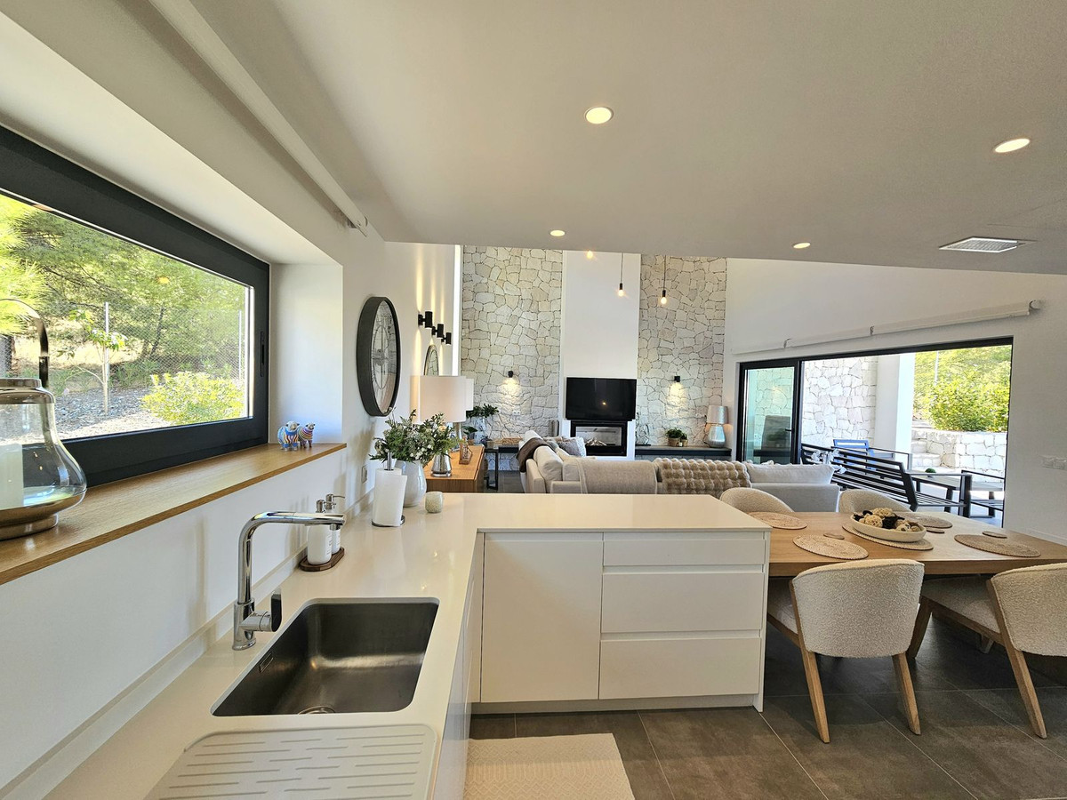 3 Bed Townhouse for sale in Mijas Costa Del Sol, Málaga, Spain