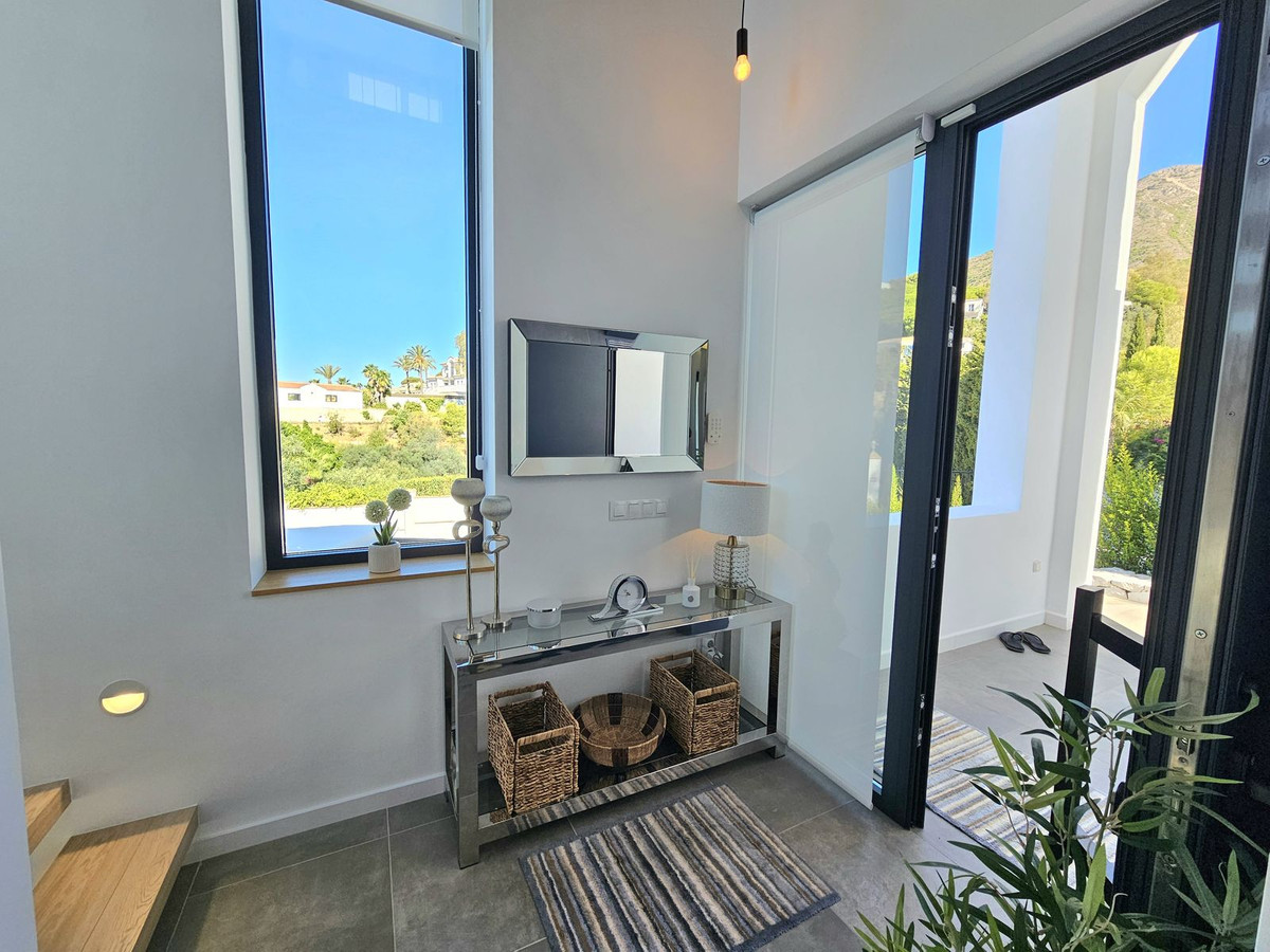 3 Bed Townhouse for sale in Mijas Costa Del Sol, Málaga, Spain