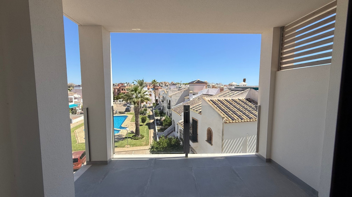 Se vende Ático de 2 dormitorios en Costa Blanca, Alicante, España