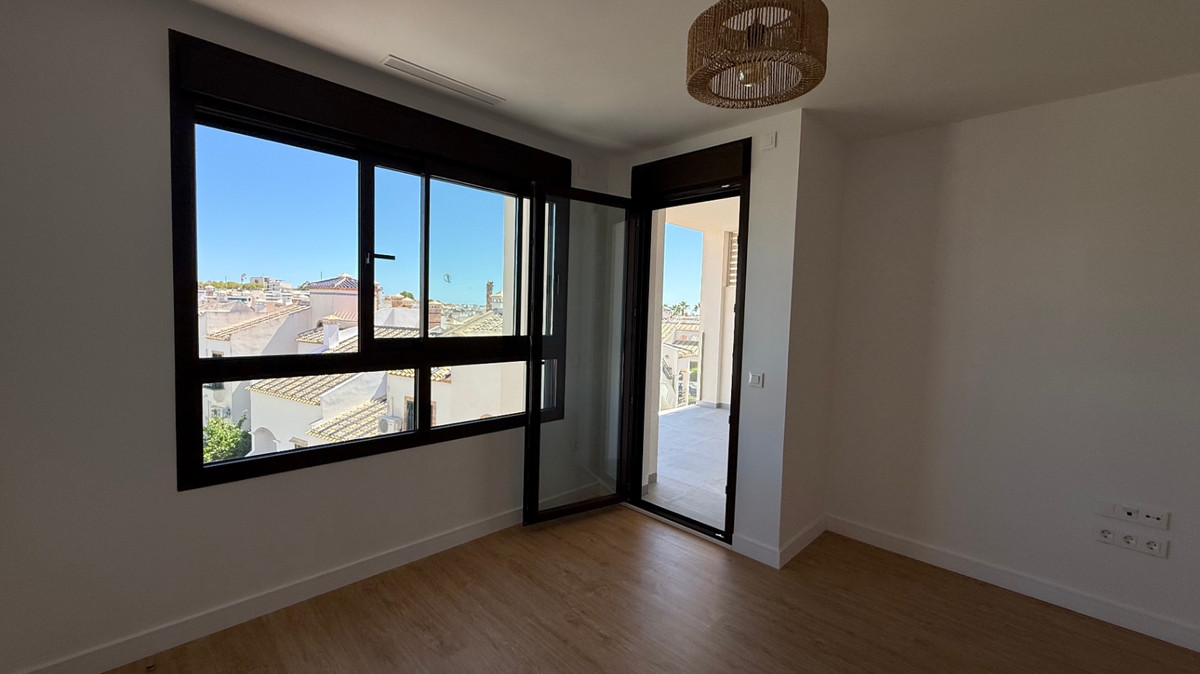 Se vende Ático de 2 dormitorios en Costa Blanca, Alicante, España