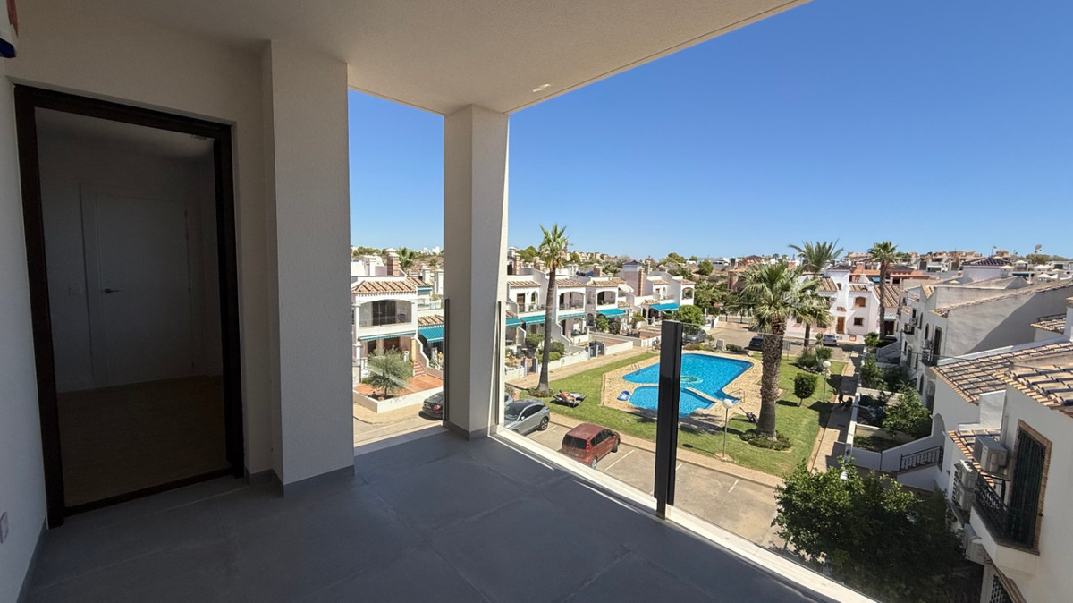 Se vende Ático de 2 dormitorios en Costa Blanca, Alicante, España