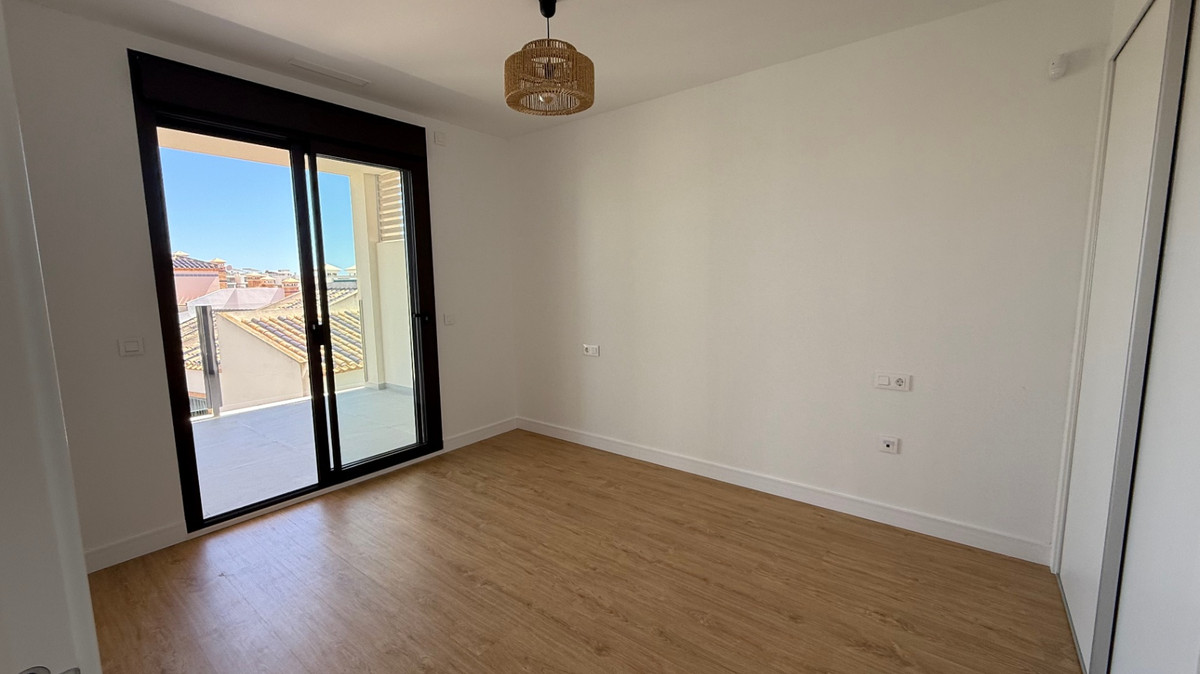 Se vende Ático de 2 dormitorios en Costa Blanca, Alicante, España