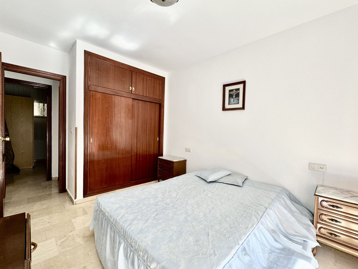 3 Bed Apartment for sale in Fuengirola Costa Del Sol, Málaga, Spain
