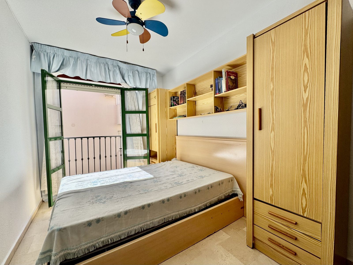 3 Bed Apartment for sale in Fuengirola Costa Del Sol, Málaga, Spain