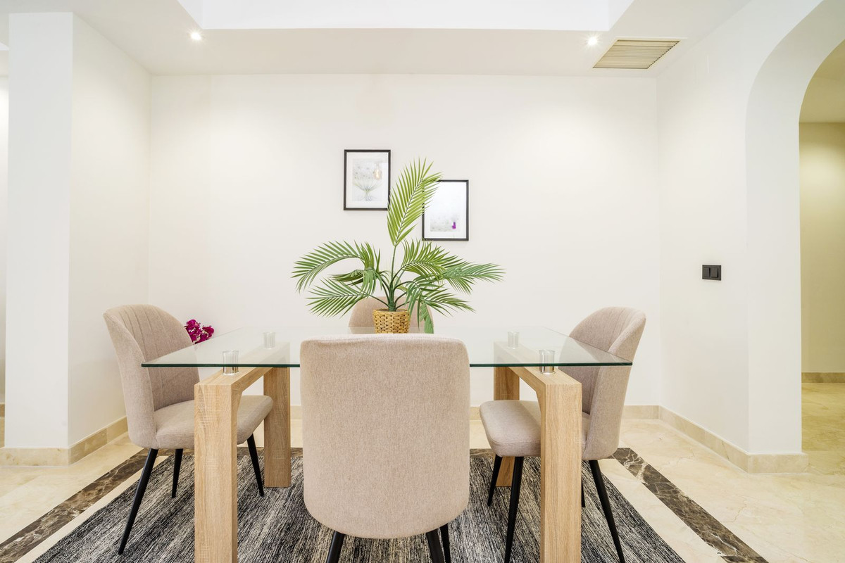 Se vende Apartamento Planta Media de 3 dormitorios en Costa Del Sol, Málaga, España