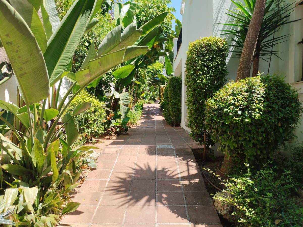 Se vende Apartamento Planta Media de 3 dormitorios en Costa Del Sol, Málaga, España
