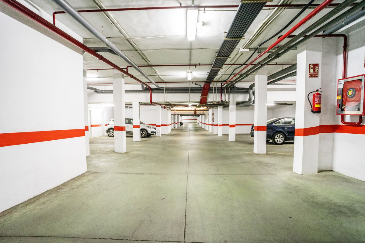 Se vende Apartamento Planta Media de 3 dormitorios en Costa Del Sol, Málaga, España