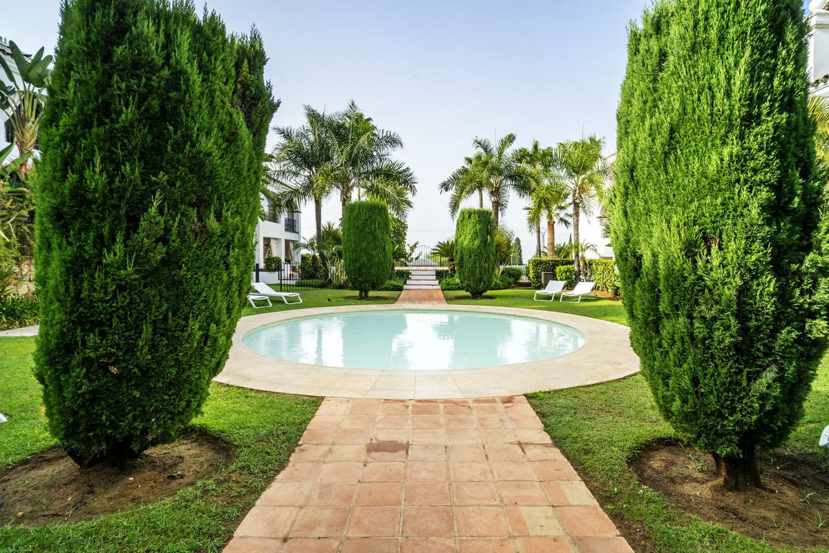Se vende Apartamento Planta Media de 3 dormitorios en Costa Del Sol, Málaga, España